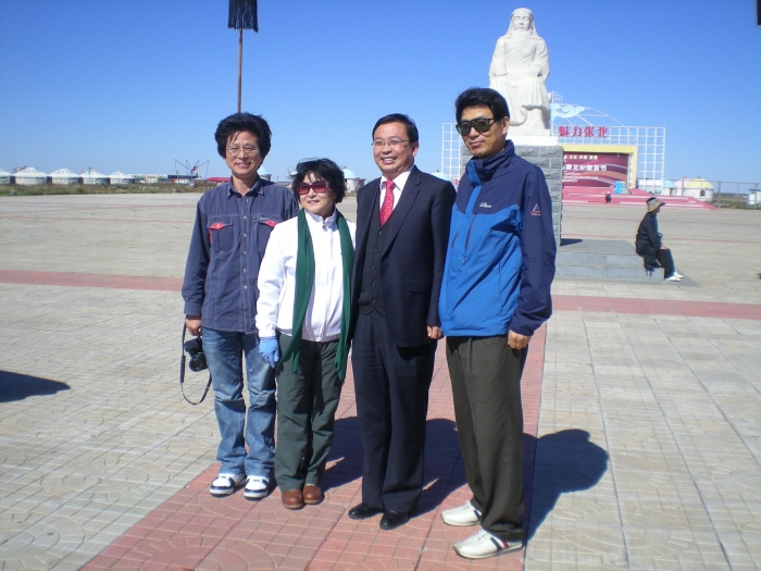 중국 우펑치 교육부 차관과 함께